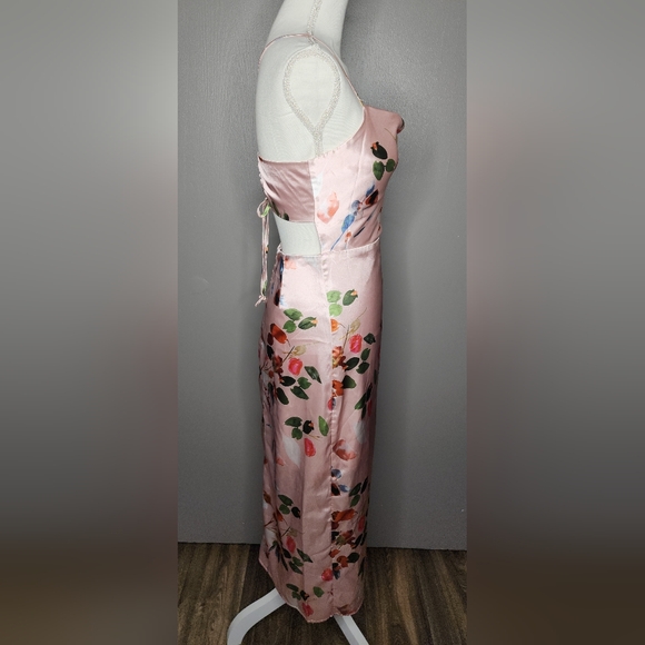 SHEIN Floral Draped Crisscross Tie Back Satin Cami Dress. Size: Small - Picture 4 of 12